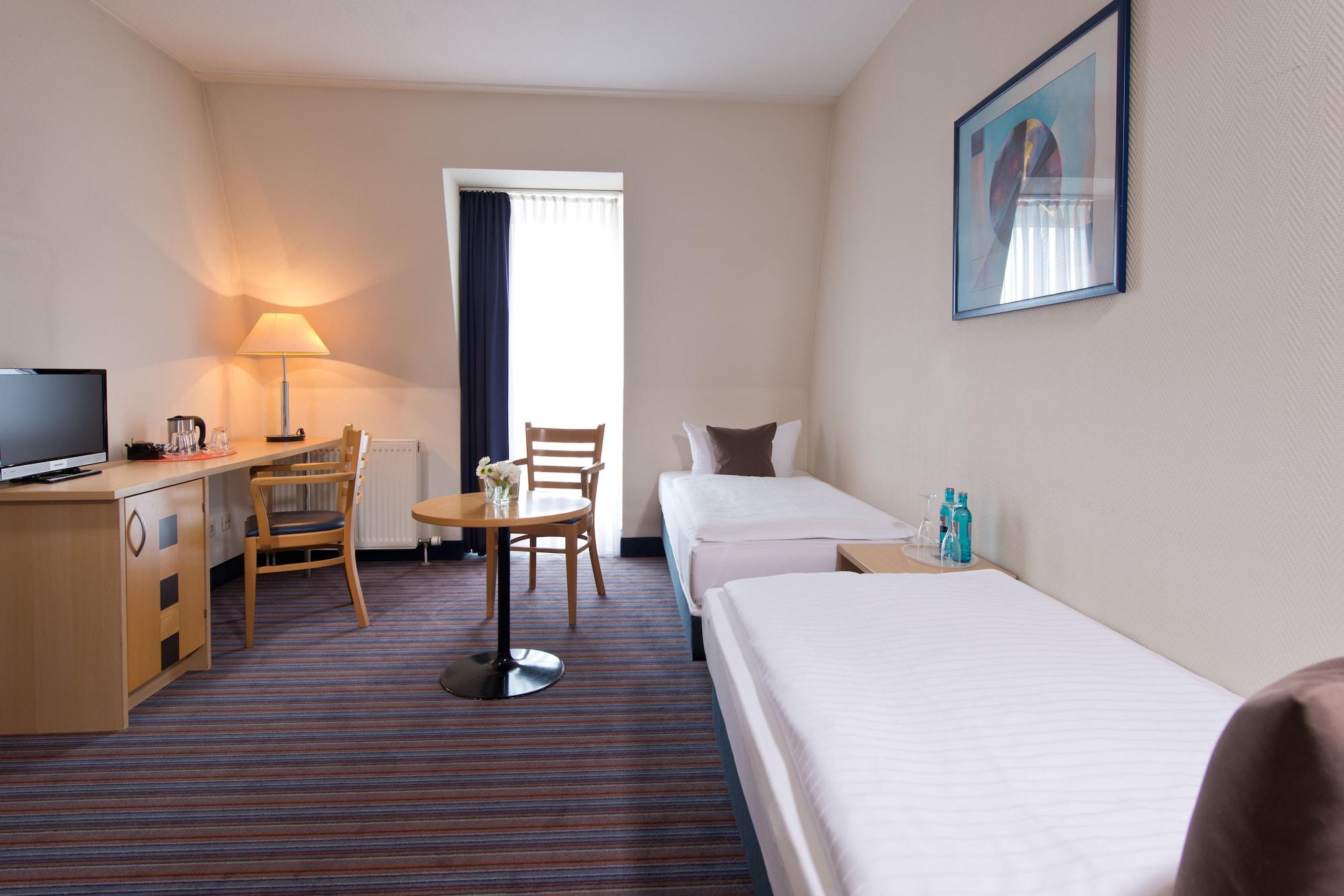 Achat Hotel Dresden Elbufer エクステリア 写真