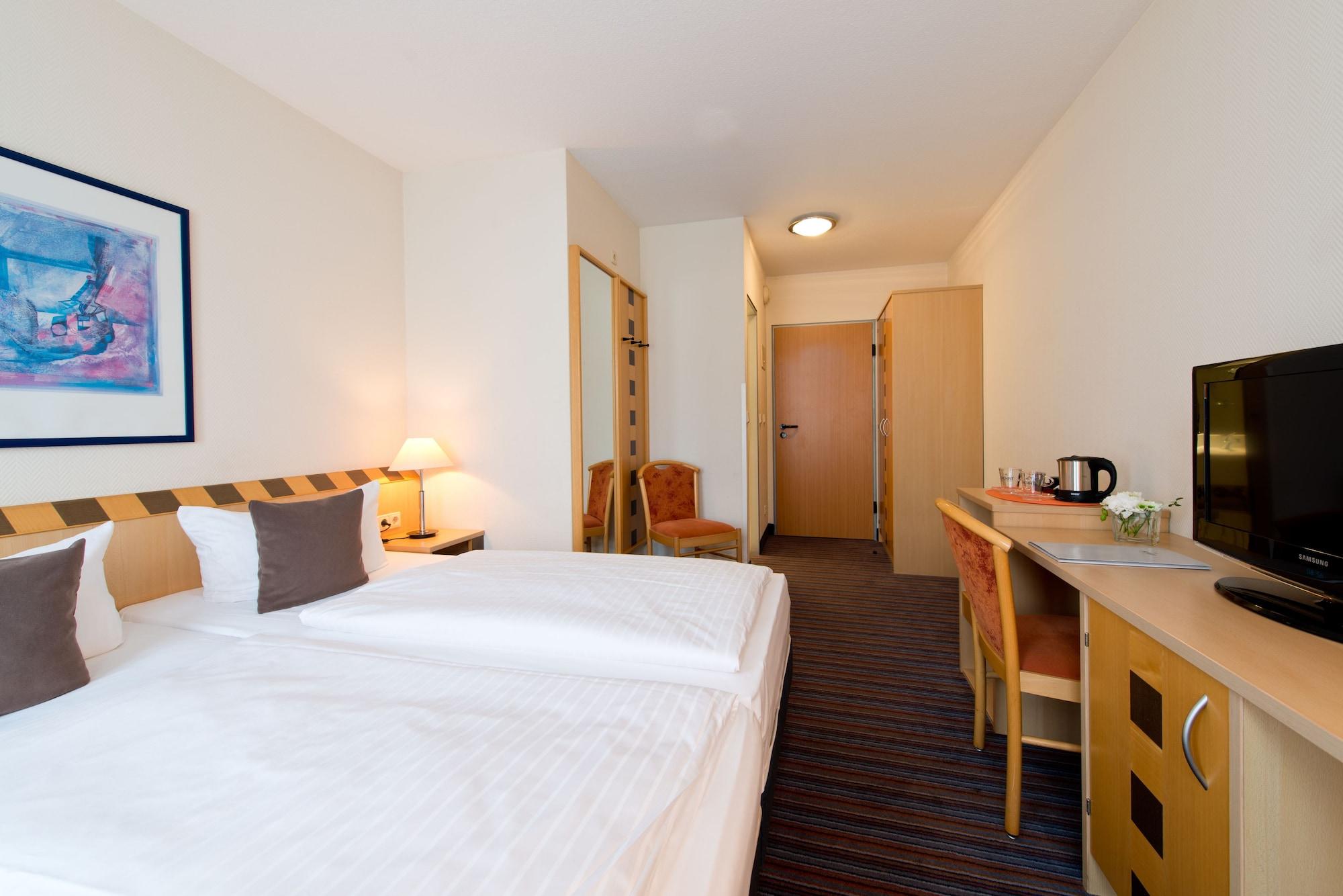 Achat Hotel Dresden Elbufer エクステリア 写真