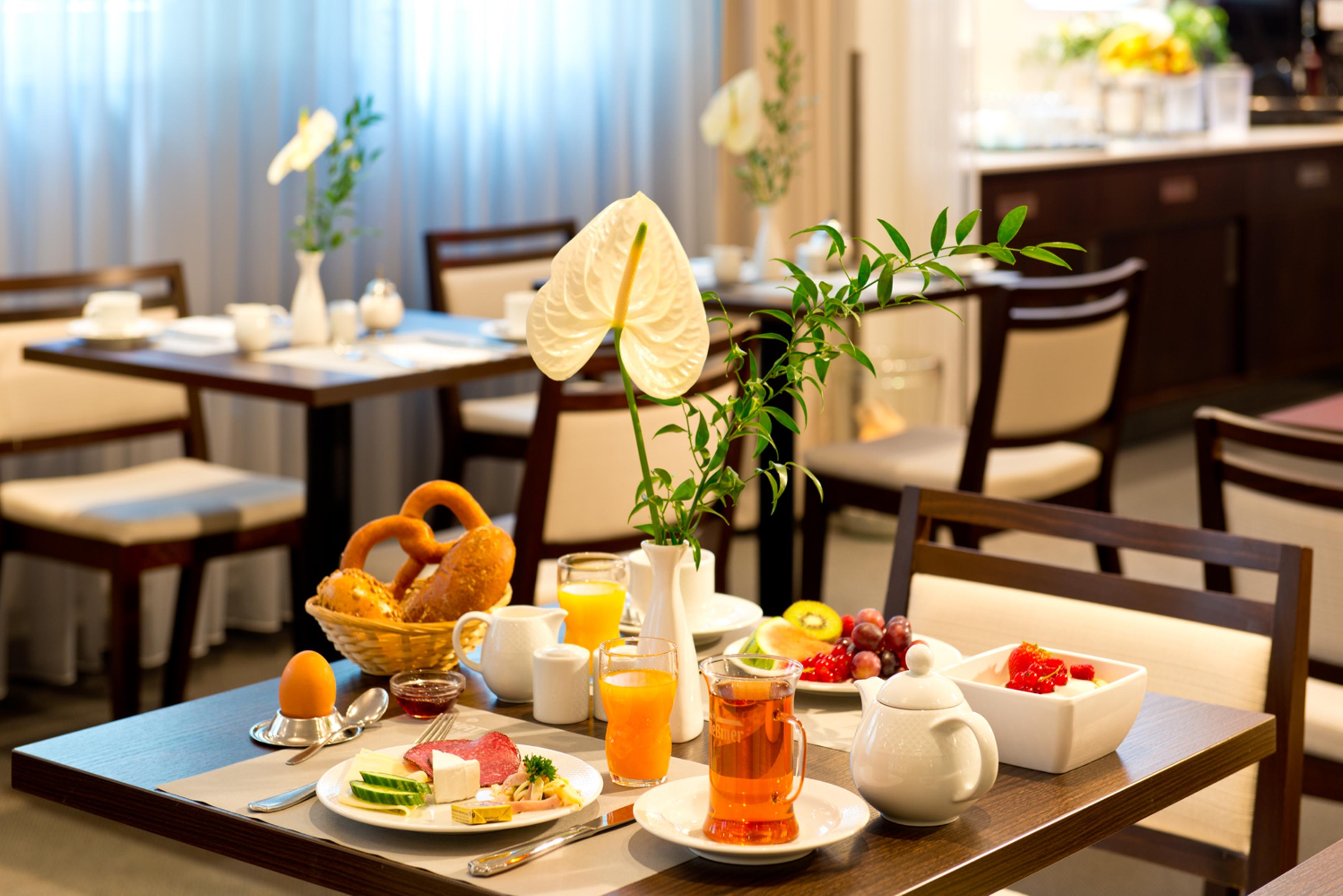 Achat Hotel Dresden Elbufer エクステリア 写真