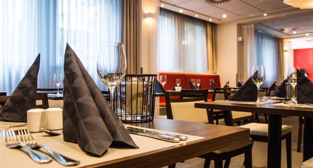 Achat Hotel Dresden Elbufer エクステリア 写真